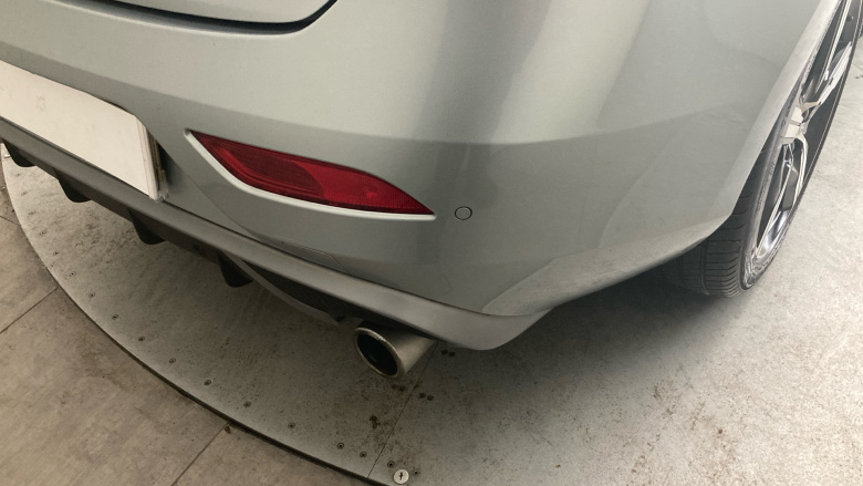 Volvo V40 T2 [122] R DESIGN Nav Plus 5dr Petrol Hatchback